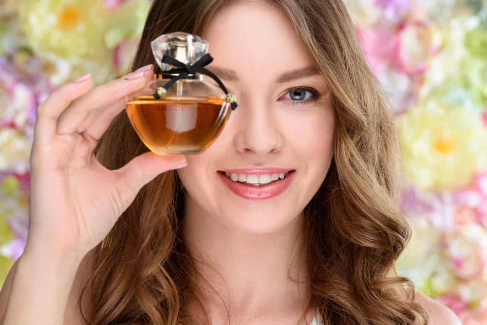 « Rosier du Chemin — la fraîcheur pure de la rose sauvage, capturée pour vous. »